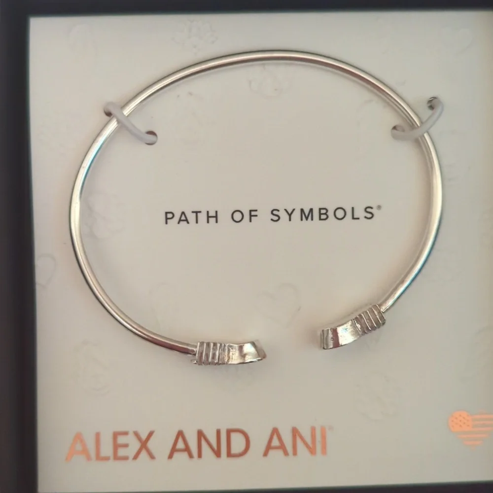 Alex and Ani 925 Silver Pineapple Cuff Bracelet - Picture 3 of 4